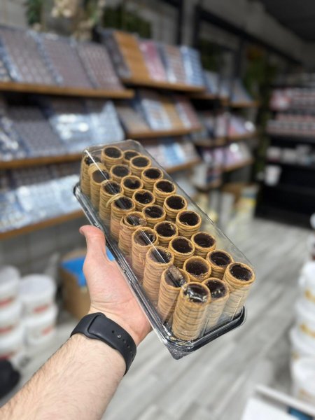 بسكوت سيجار قصير جاهز للحشي